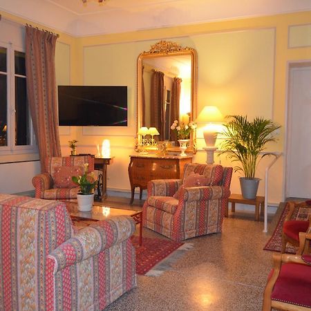 Hotel Lac Et Foret Saint-Andre-les-Alpes Bagian luar foto