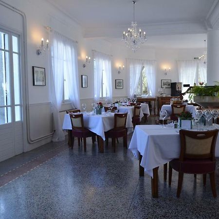 Hotel Lac Et Foret Saint-Andre-les-Alpes Bagian luar foto