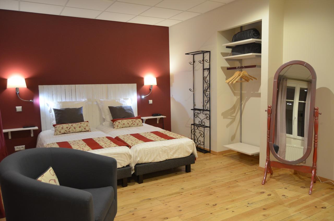 Hotel Lac Et Foret Saint-Andre-les-Alpes Bagian luar foto